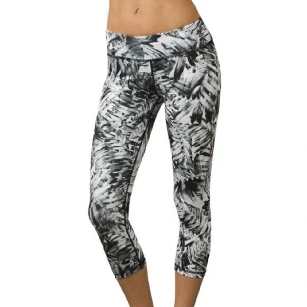 Prana Roxanne Capri legging palm leaves- Women's Small Athleisure